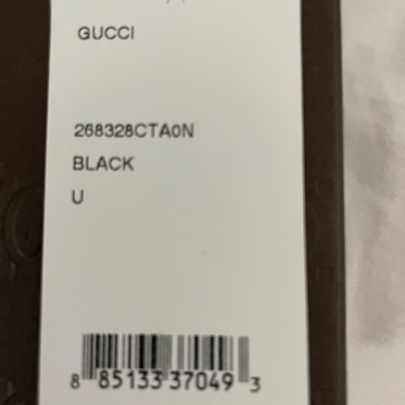 Ladies NWT Gucci zip around wallet - Picture 4 of 8